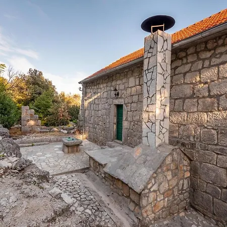 Willa Lazini Dvori Stasevica