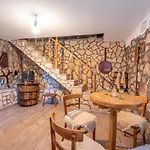 Lazini Dvori Villa