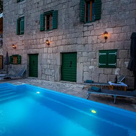 Villa Lazini Dvori
